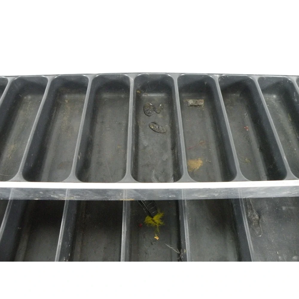 Vintage UMCO 102A Aluminum Cantilever Tackle Box Fishing Equipment Made in USA